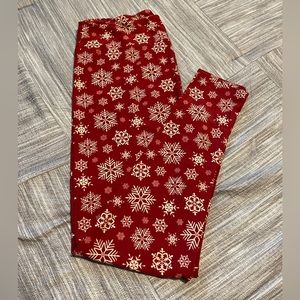 LuLaRoe, snowflake leggings, tall & curvy